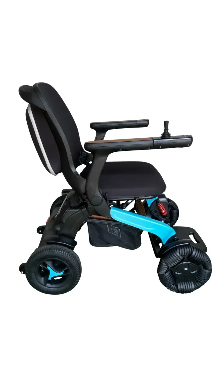 B60 Omni-Wheel Powerchair thumbnail 2