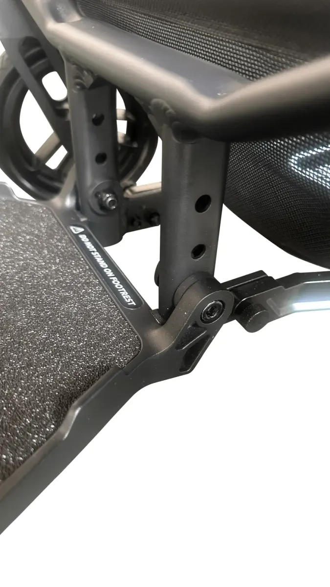Titan Power chair thumbnail 5
